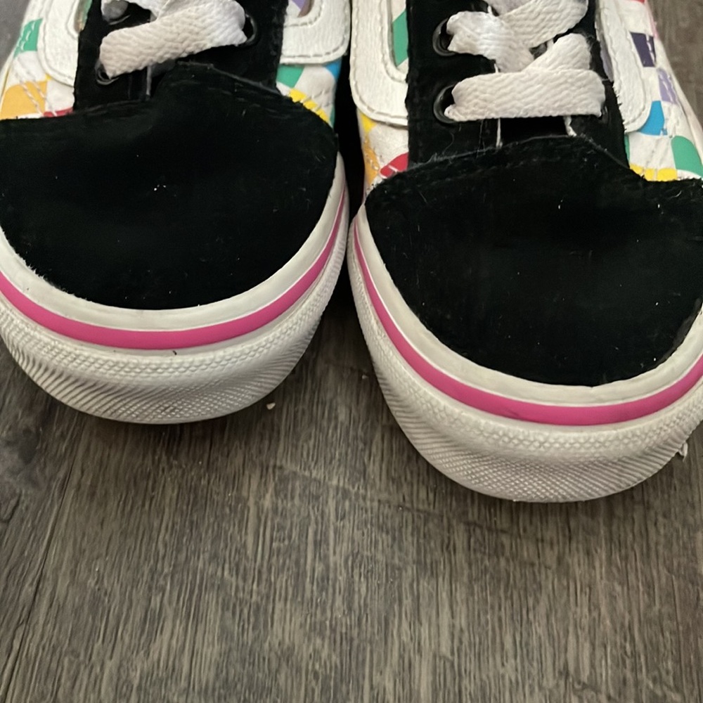 Colorful Vans - Picture 5 of 6